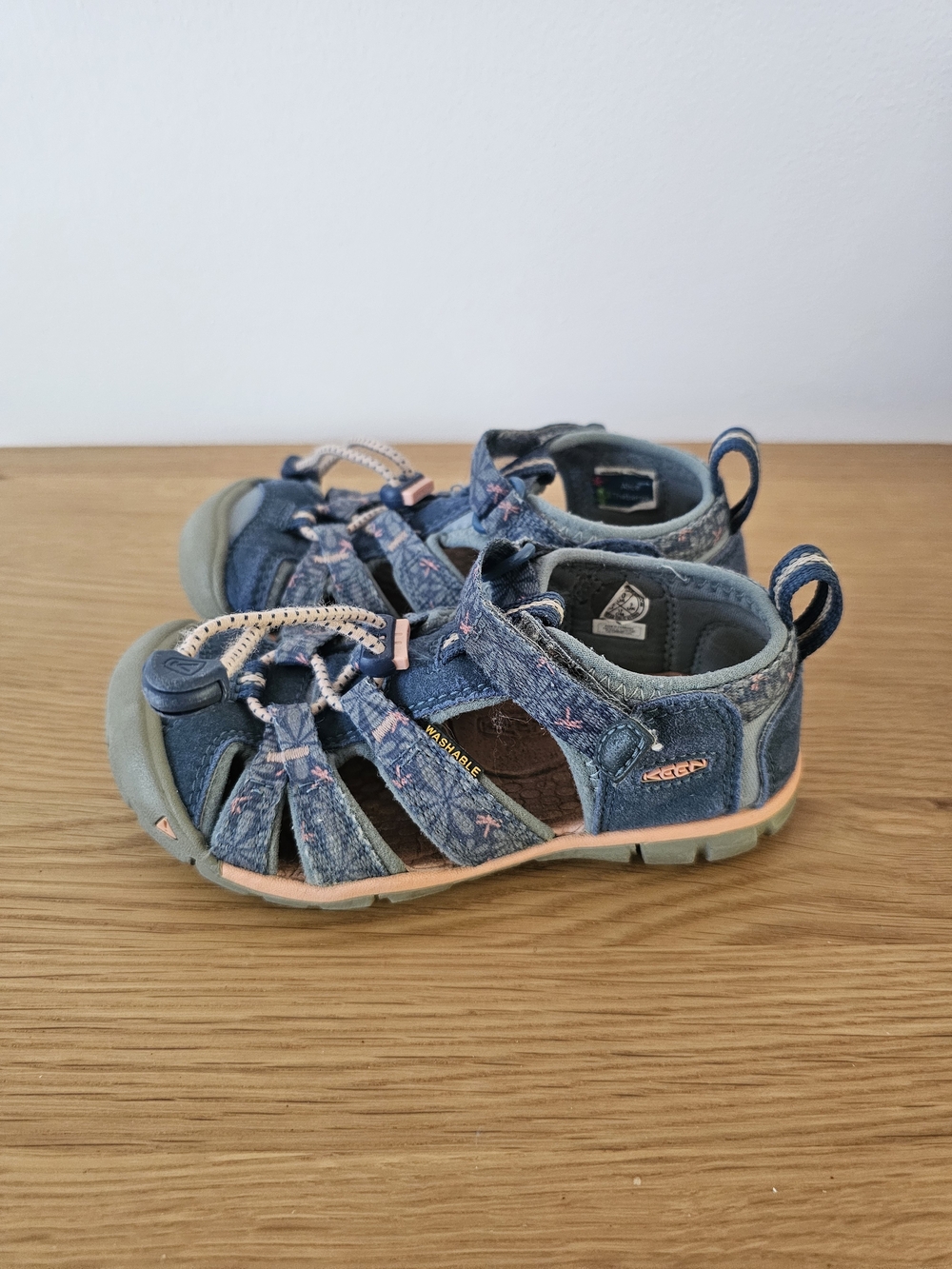 KEEN Kids Floral Blue Sandals Size 10 Girl Outdoor Shoes Waterproof
